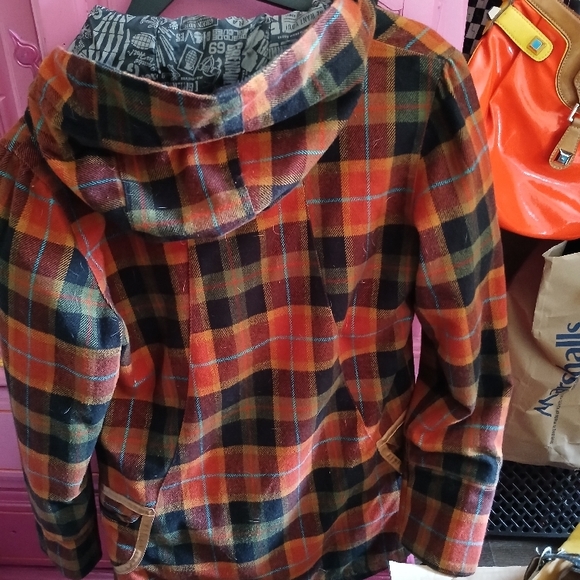 Grenade womans snowboard jacket 2000s Era - Picture 3 of 6